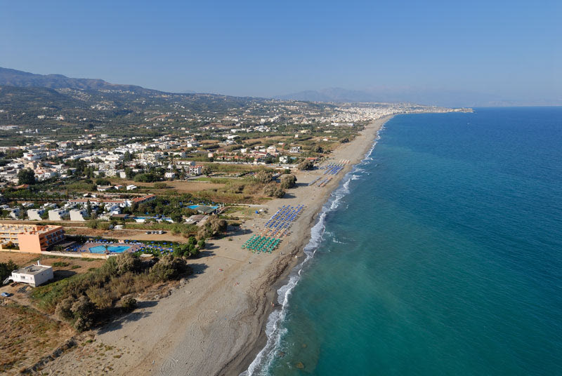 70χρονος ανασύρθηκε χωρίς τις αισθήσεις του από παραλία του Ρεθύμνου