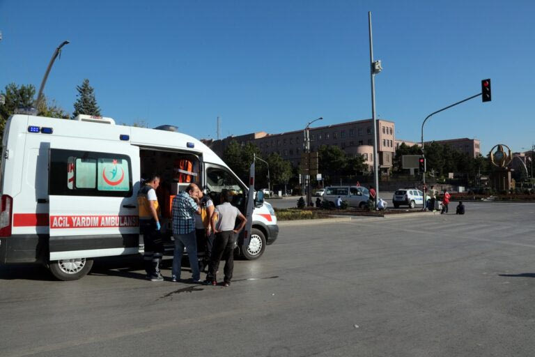 Έκρηξη αερίου σε εστιατόριο στην επαρχία της Σμύρνης – Τέσσερις νεκροί και πολλοί τραυματίες