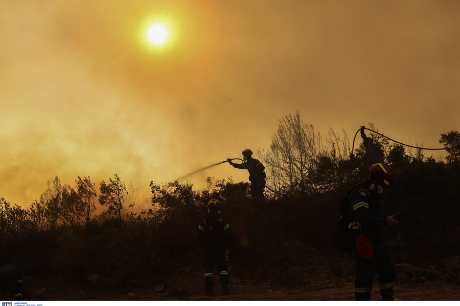 Δύσκολη η κατάσταση στην πυρκαγιά στην Κω – Συνεχίζεται η μάχη των πυροσβεστικών δυνάμεων – Ενισχύθηκαν οι επίγειες δυνάμεις