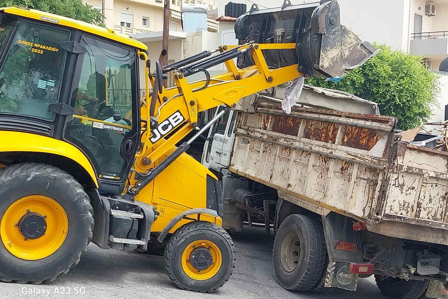 Έλεγχοι, πρόστιμα και νέες επιχειρήσεις καθαρισμού παράνομων χωματερών από τον Δήμο Ηρακλείου