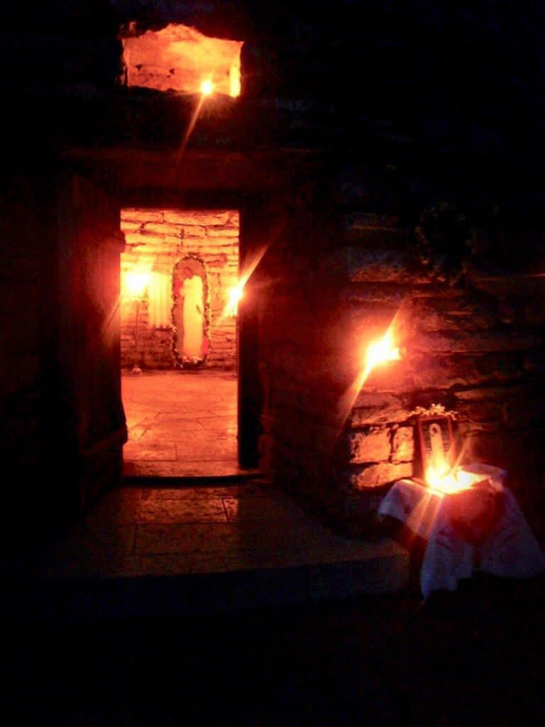 Η λειτουργία του Αγίου Υακίνθου: Μια βραδιά μυσταγωγίας στο δάσος του Ψηλορείτη