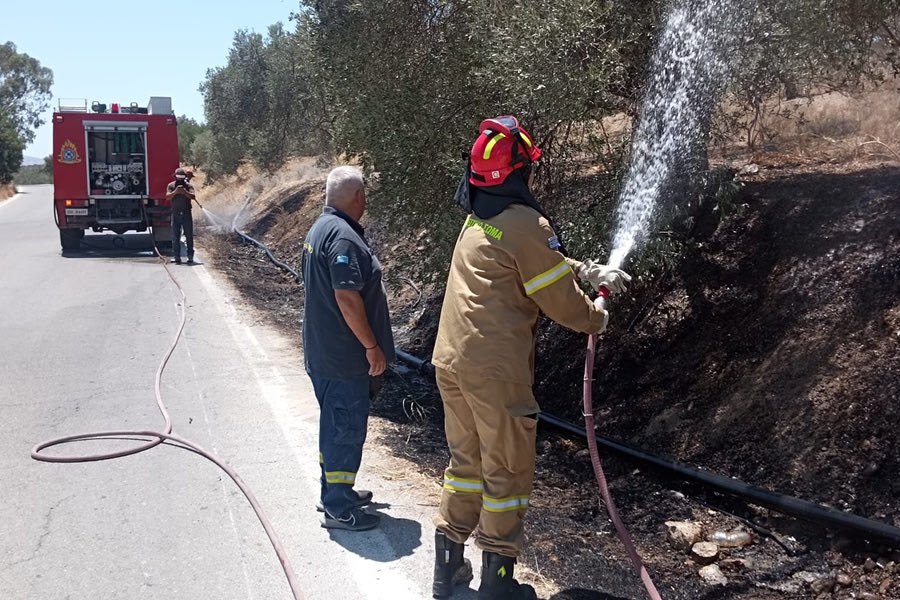 Τρεις φωτιές σε απόσταση ενός χιλιομέτρου!