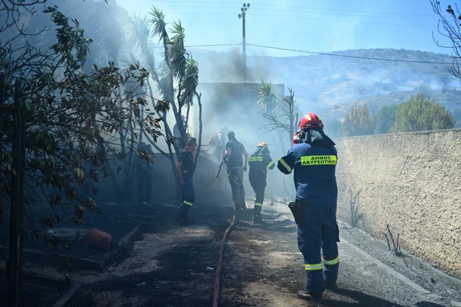 Oι αφανείς ήρωες κόντρα στη φωτιά: Ξεκίνησε το Πρόγραμμα Προεγκατάστασης Ευρωπαίων Πυροσβεστών