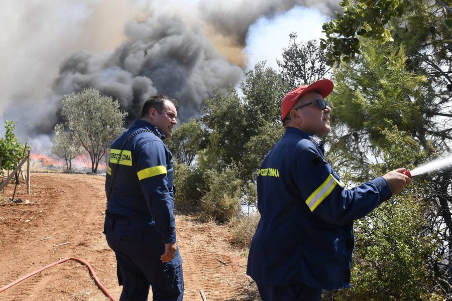 Πυροσβεστική: 35 πυρκαγιές σε ένα 24ωρο – Τέσσερα μέτωπα σε εξέλιξη