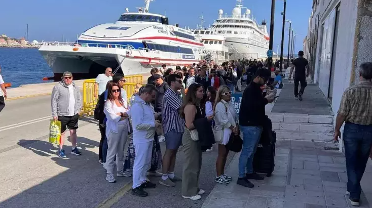 Τούρκος ήρθε στην Ελλάδα για διακοπές και σχολιάζει: «Δεν θα πηγαίνει κανείς στην Τουρκία»