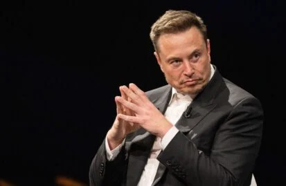 Elon Musk: Κατηγορεί την Kομισιόν για απόπειρα δωροδοκίας