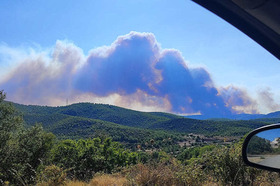 Εύβοια: Και νέο μέτωπο προς τα χωριά Καμάρι και Πούρνος