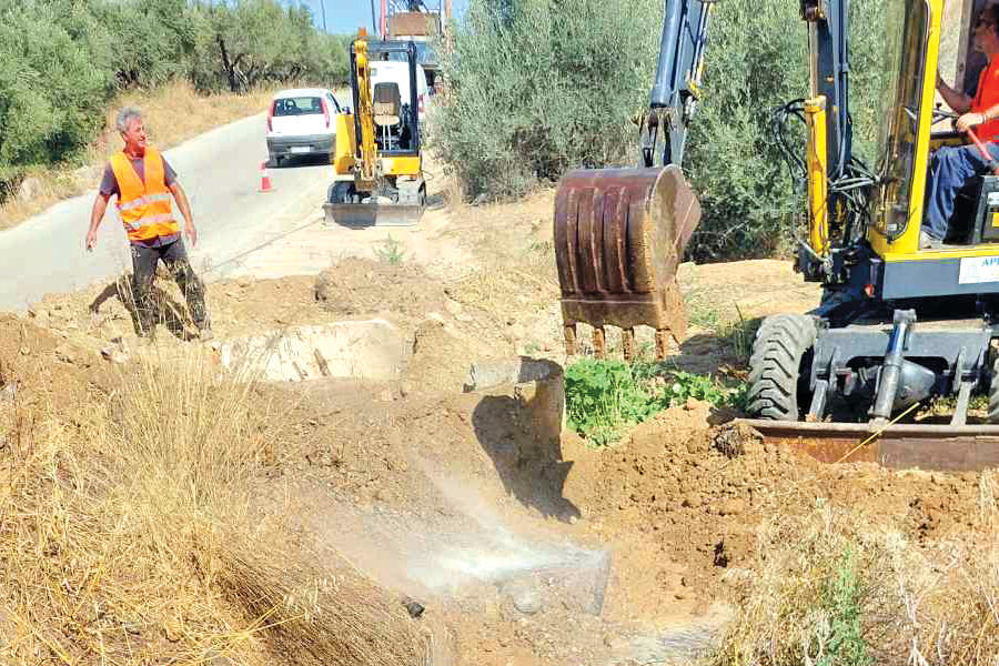 Αμετανόητοι: Συνεχίζουν να κλέβουν νερό από το φράγμα της Φανερωμένης