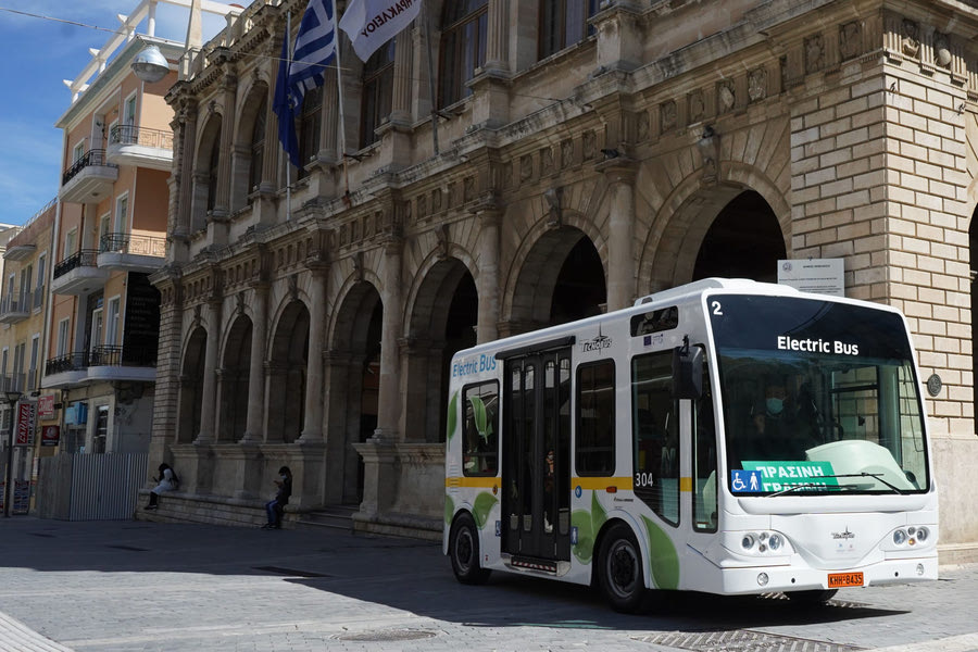 Επανέρχονται τα τακτικά δρομολόγια των mini bus στο Δήμο Ηρακλείου