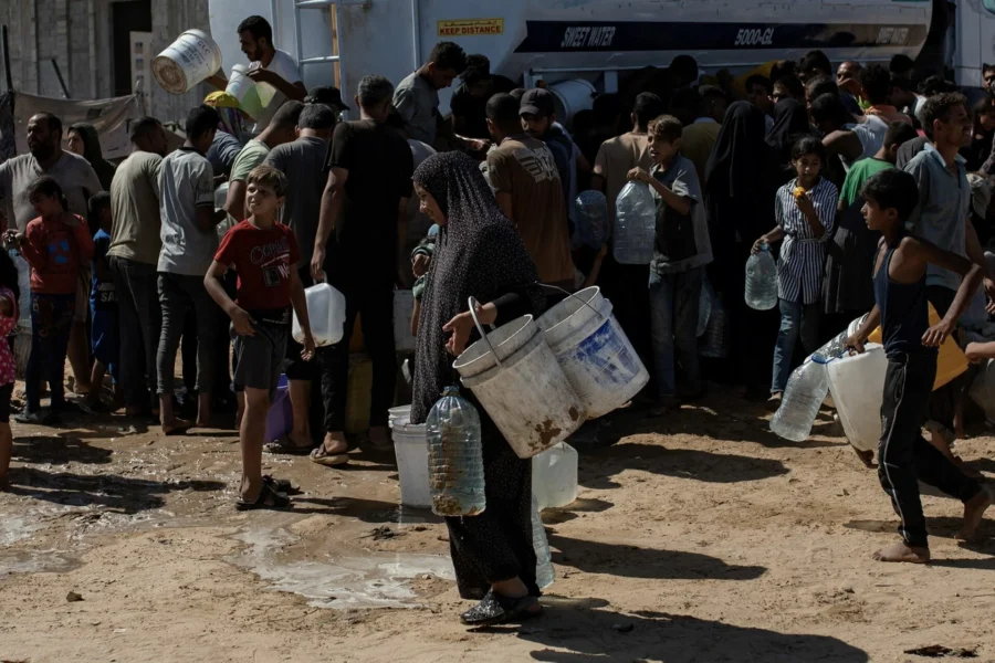 «Το Ισραήλ χρησιμοποιεί το νερό ως όπλο πολέμου στη Γάζα» συμπεραίνει η Oxfam