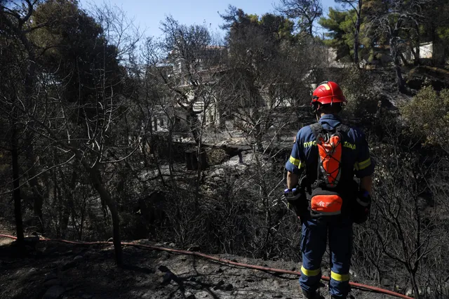 Φωτιά στην Αττική: Ακατάλληλες 146 κατοικίες μέχρι τώρα