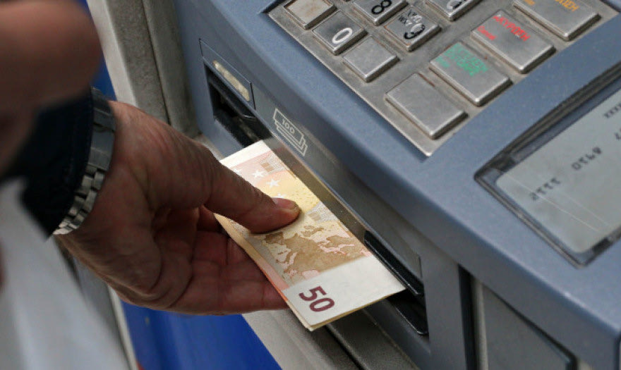 Χαλάνδρι: Aγνωστοι αφαίρεσαν ATM από σουπερμάρκετ