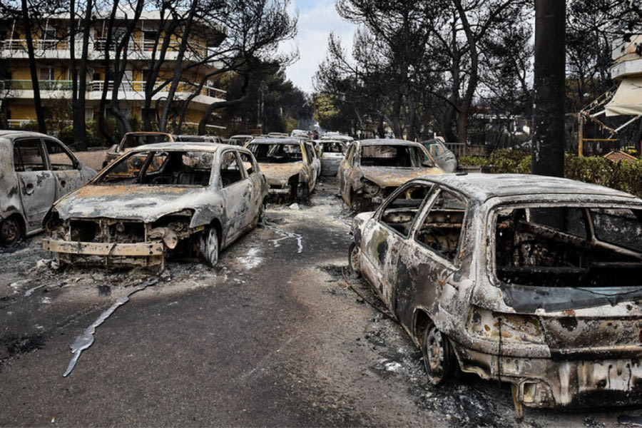 Δίκη για Μάτι: «Βρέθηκαν αγκαλιασμένοι, η μητέρα, ο πατέρας και τα δύο μου κορίτσια»