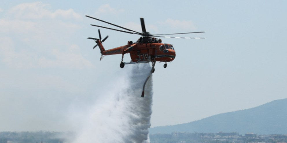 Συναγερμός για πυρκαγιά στις Γωνιές – Επιχειρεί ελικόπτερο