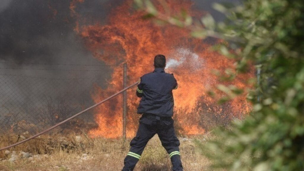 Υψηλός ο κίνδυνος πυρκαγιάς στην Κρήτη