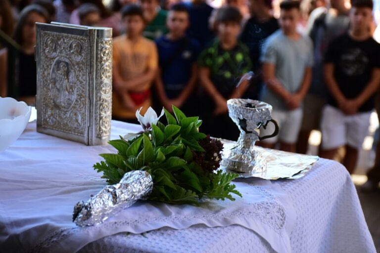 Ευχές για το πρώτο κουδούνι από Ε.Βατσινά – Φ.Παρασύρη