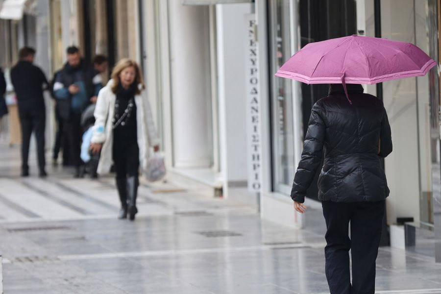 Αλλάζει ο καιρός: Φεύγουν τα 30αρια από την Κρήτη, τοπικές βροχές μέχρι το απόγευμα