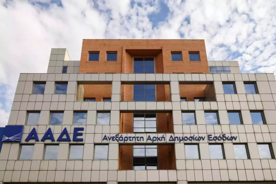 ΑΑΔΕ: Αγώνας δρόμου για χιλιάδες υποθέσεις που παραγράφονται στο τέλος του 2024