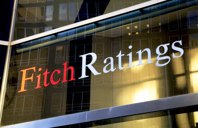 Ο οίκος Fitch αναβάθμισε τις τέσσερις συστημικές ελληνικές τράπεζες