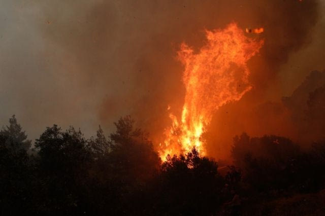 Φωτιά στο ΧΥΤΑ Καρπάθου –  Ήχησε το 112