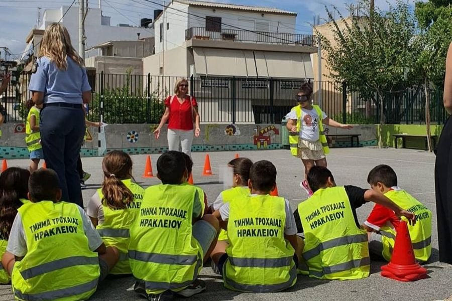 Μαθητές και μαθήτριες ενημερώθηκαν για τον ΚΟΚ και την οδηγική συμπεριφορά