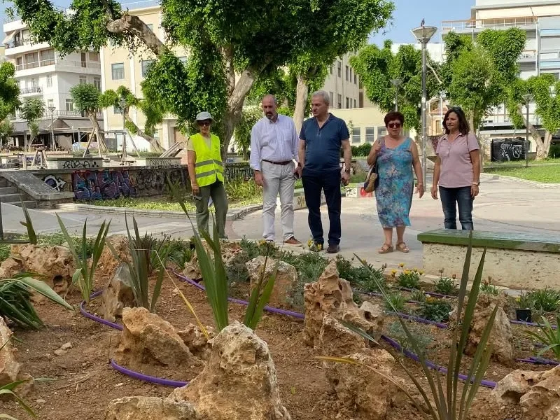 Ηράκλειο: Αυξάνεται το πράσινο με φυτεύσεις νέων δέντρων