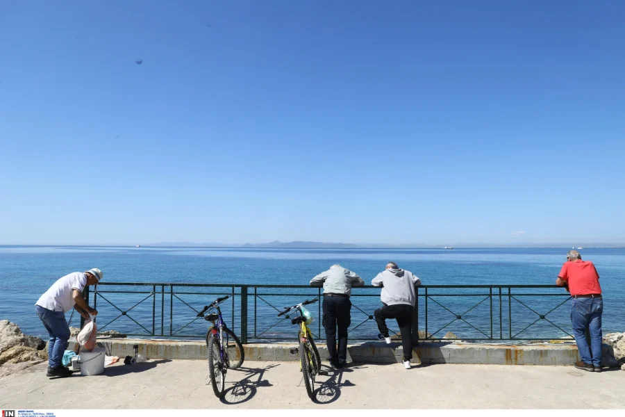 Έρχεται Ινδιάνικο Καλοκαίρι τις επόμενες μέρες – Η διαφορά από το «γαϊδουροκαλόκαιρο»