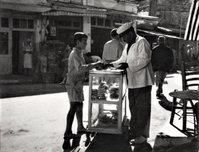 Ο κουλουράς στο Ηράκλειο το 1957