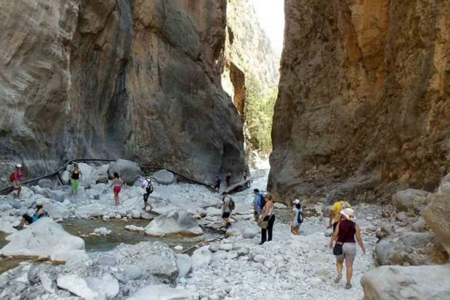 Χθες… σήμερα αύριο 03/10/2024