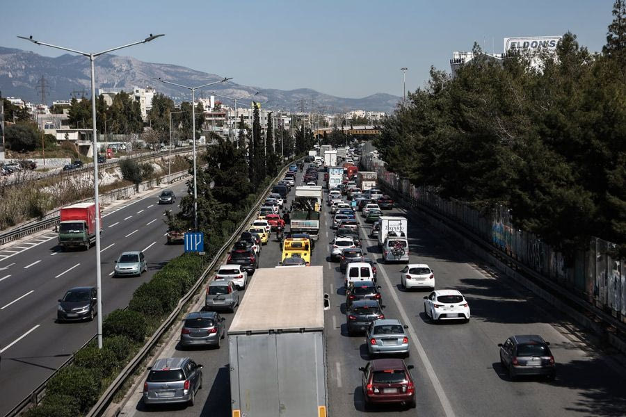 Τέλη κυκλοφορίας 2025: Ανέβηκαν στο taxisnet, πώς θα μάθετε πόσο θα πληρώσετε