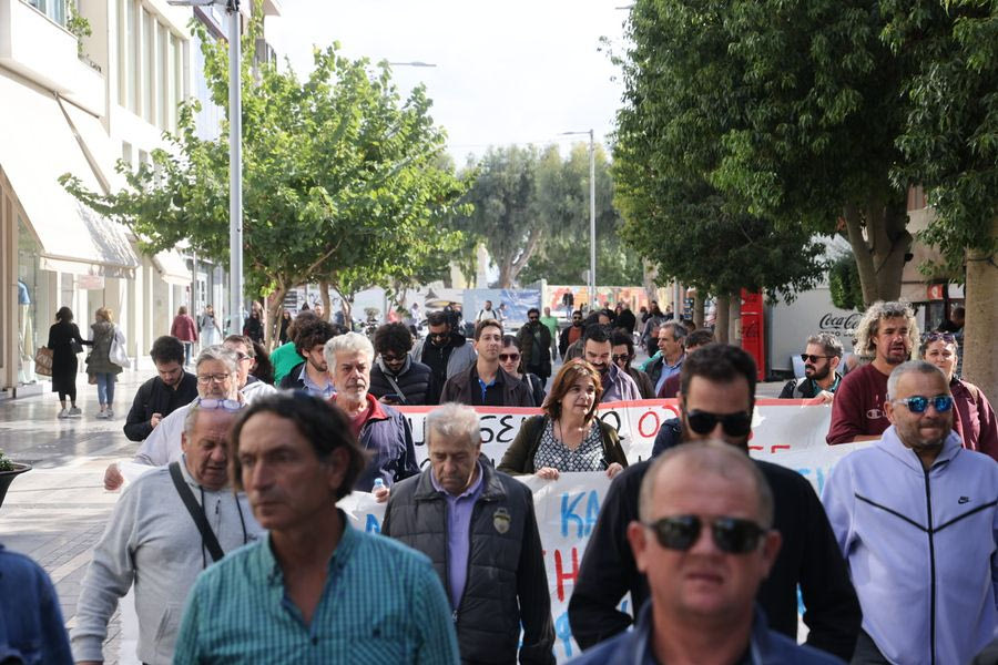 Ηράκλειο: Συγκέντρωση και πορεία διαμαρτυρίας των οικοδόμων