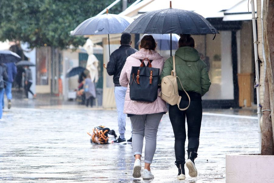 Έρχεται τριήμερο με βροχές και καταιγίδες στην Κρήτη