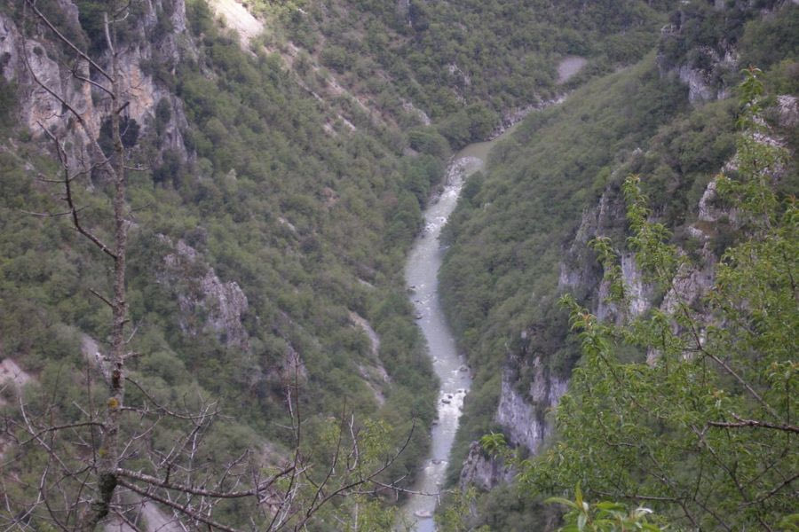 Φαράγγι του Βίκου: Επιχείρηση της ΕΜΑΚ για τη μεταφορά τραυματισμένου πεζοπόρου