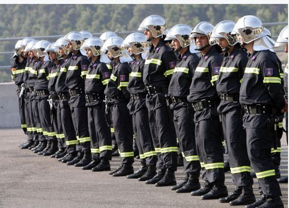 Πυροσβέστες: Επιπλέον 300 προσλήψεις δασοκομάντος μέσα στο 2025