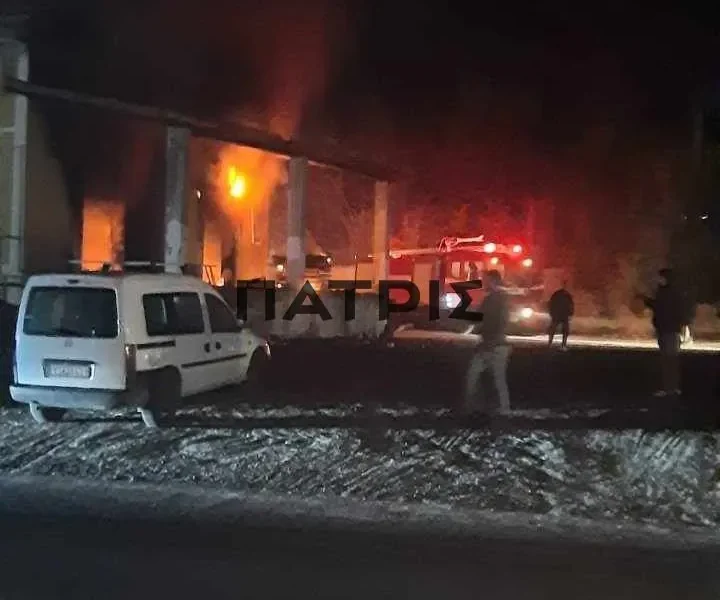 Τέθηκε υπό έλεγχο η φωτιά σε αποθήκη στην Ένωση Πεζών