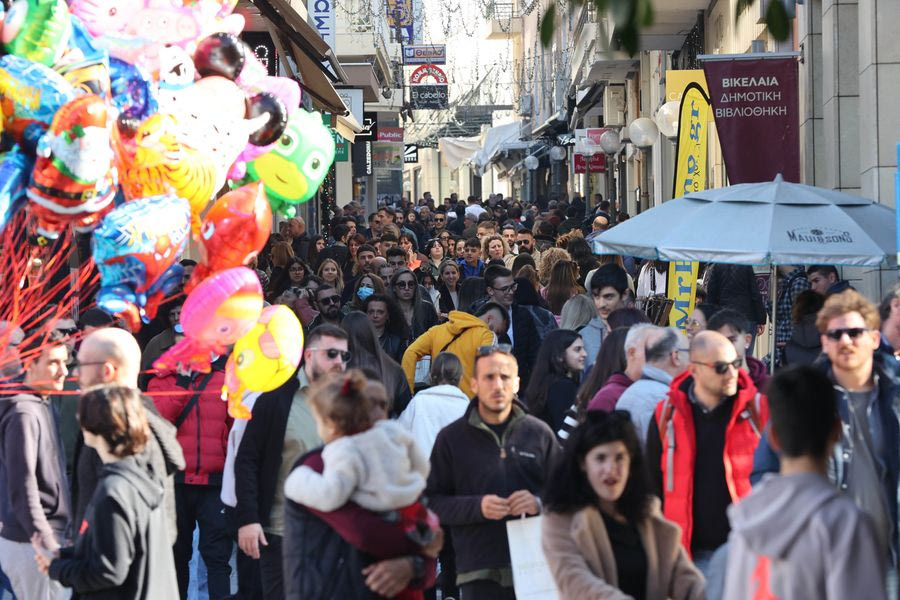 Οι ιδιοκτήτες καταστημάτων στο Ηράκλειο επιλέγουν μειωμένο ωράριο