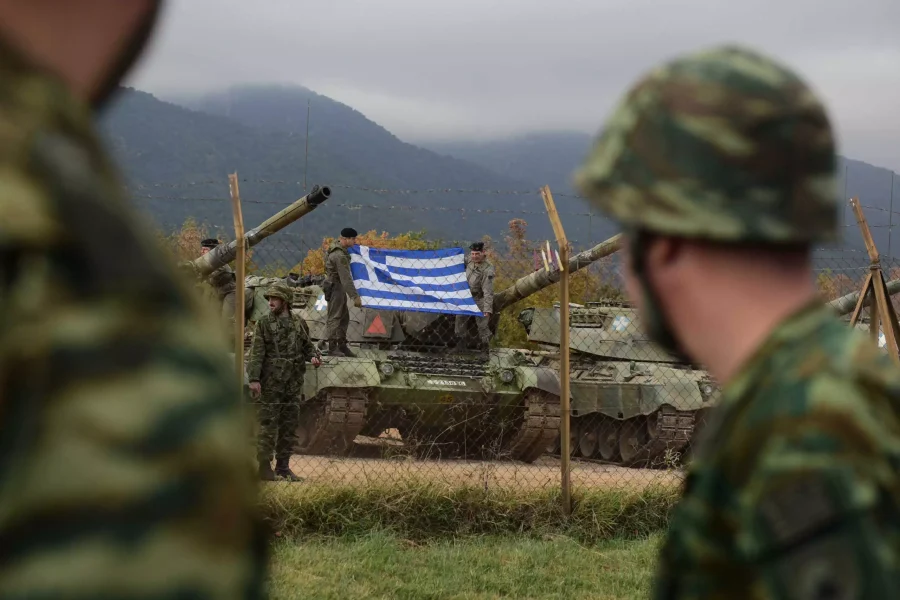 Μητσοτάκης για ένστολους: Έρχονται παρεμβάσεις αναγνώρισης της υπηρεσίας τους