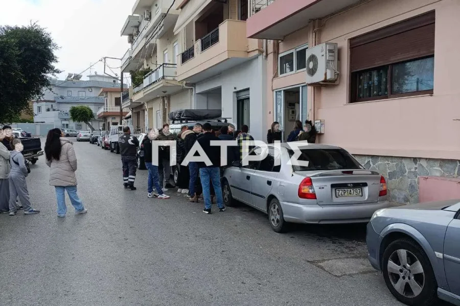 Έγινε κλήρωση για το σπίτι με τις… ουρές λόγω ενοικίου που ανέδειξε το patris.gr