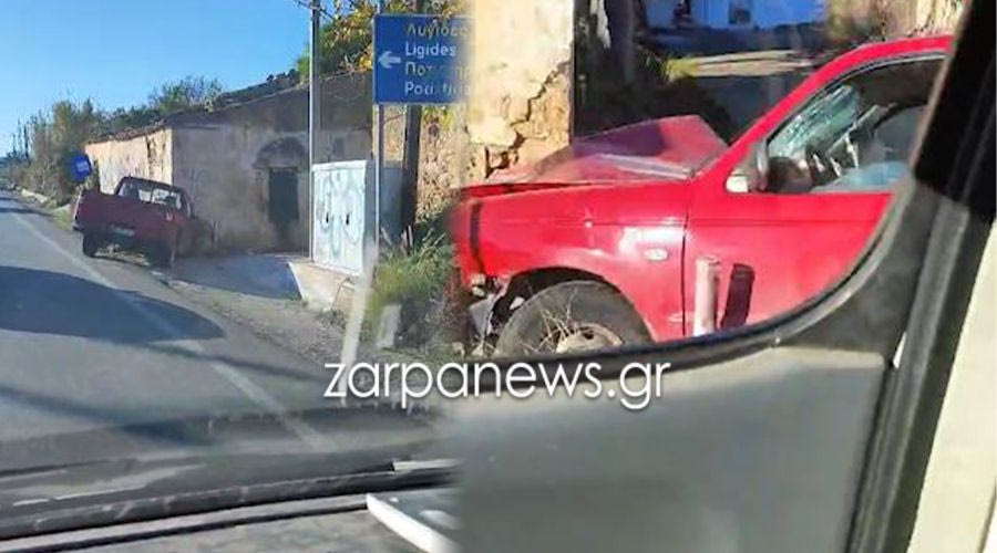 Χανιά: Αγροτικό καρφώθηκε σε τοίχο