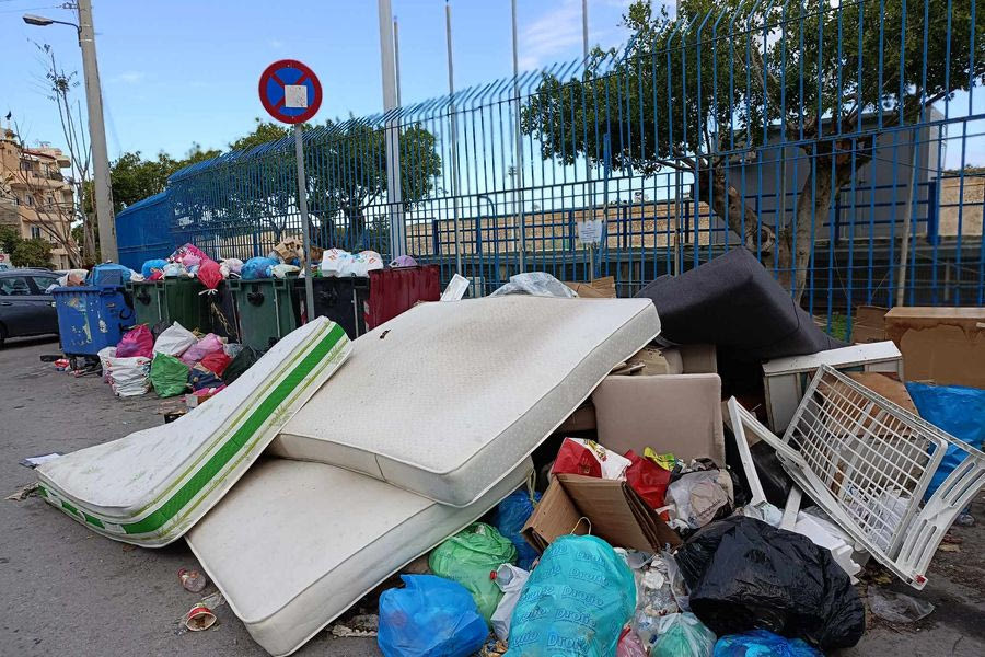 Μια εικόνα πίσω από το γιορτινό Ηράκλειο