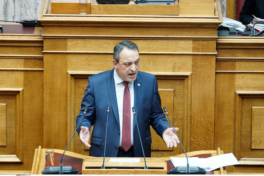 Βουλή: Αναβλήθηκε για την Παρασκευή η γνωμοδότηση για την αναστολή χρηματοδότησης στους “Σπαρτιάτες”