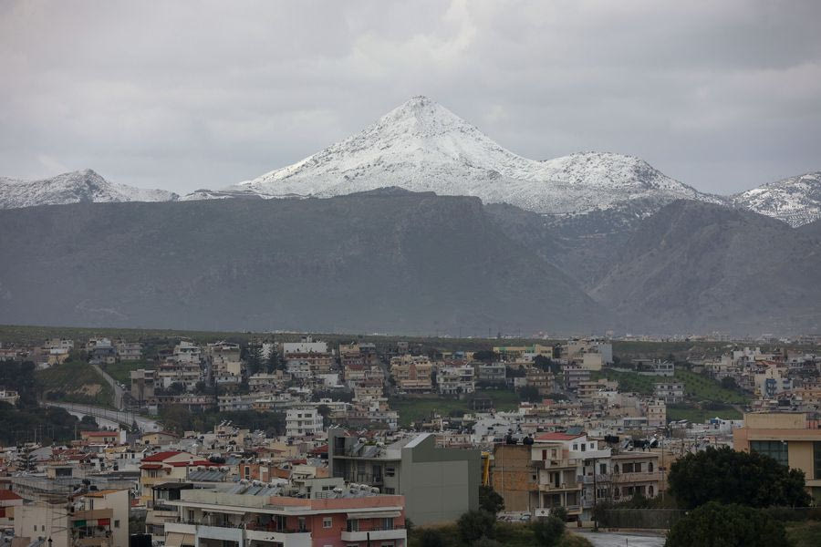 Στα «λευκά» το ένα τέταρτο της Ελλάδας – Tα δορυφορικά δεδομένα και η νέφωση στην Κρήτη