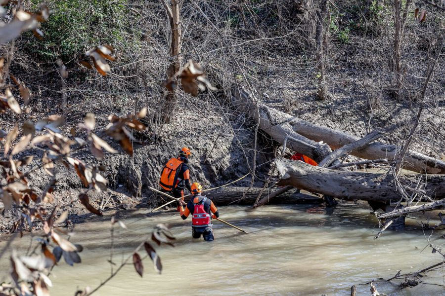 Λάρισα: Πληροφορίες ότι ο 39χρονος είναι εν ζωή και βρίσκεται σε κλειστό χώρο στη Θεσσαλία