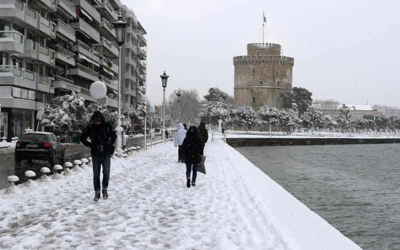 Καιρός: Επικαιροποιήθηκε το Έκτακτο Δελτίο Επιδείνωσης της ΕΜΥ – Πού θα χιονίσει σε λίγες ώρες