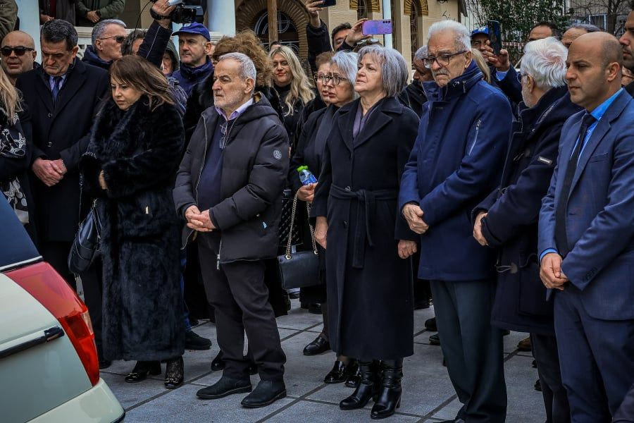 Γονείς Βασίλη Καλογήρου: «Δεν αιτηθήκαμε την εξαίρεση της ιατροδικαστού Ρουμπίνης Λεονταρή»