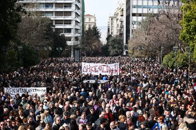 Επιχειρήσεις ζητούν από εργαζόμενους υπεύθυνη δήλωση για το συλλαλητήριο των Τεμπών