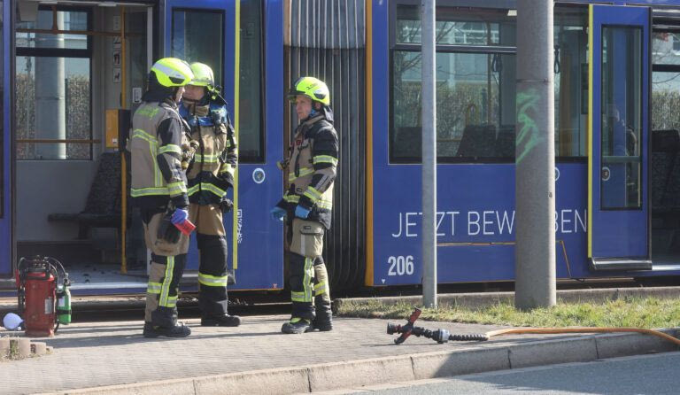 Γερμανία: Άνδρας έβαλε φωτιά σε γυναίκα μέσα σε τραμ – Ανθρωποκυνηγητό για τη σύλληψή του