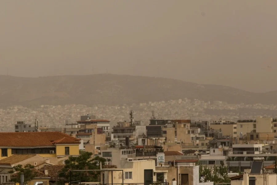 ΕΟΔΥ: Μέτρα προστασίας από την αφρικανική σκόνη