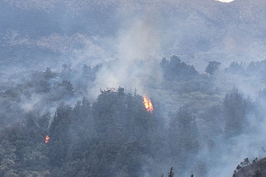 Νέα φωτιά στον Καβρό  – Σε ύφεση η φωτιά στον Αποκόρωνα (video)