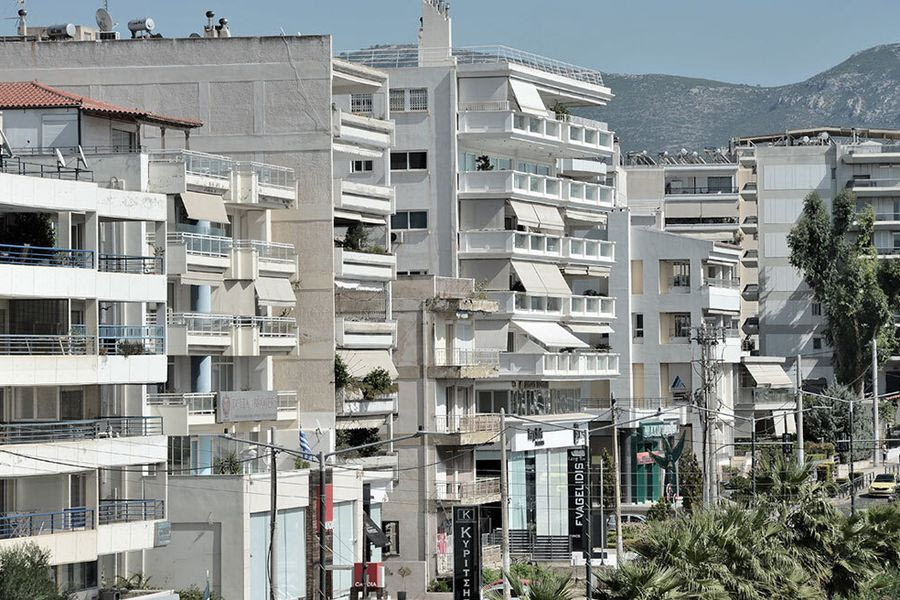 Φορολογικά κίνητρα και μειωμένη γραφειοκρατία για τις δωρεές ακινήτων στο Δημόσιο